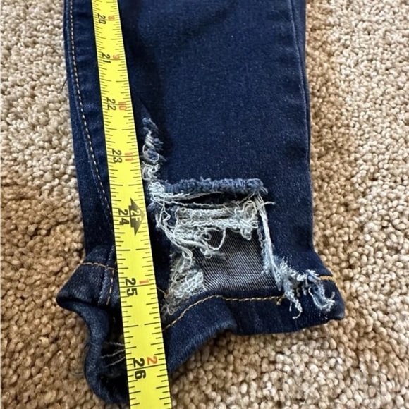 SHEIN Distressed Women’s Skinny Jeans Size 4 - Picture 5 of 9